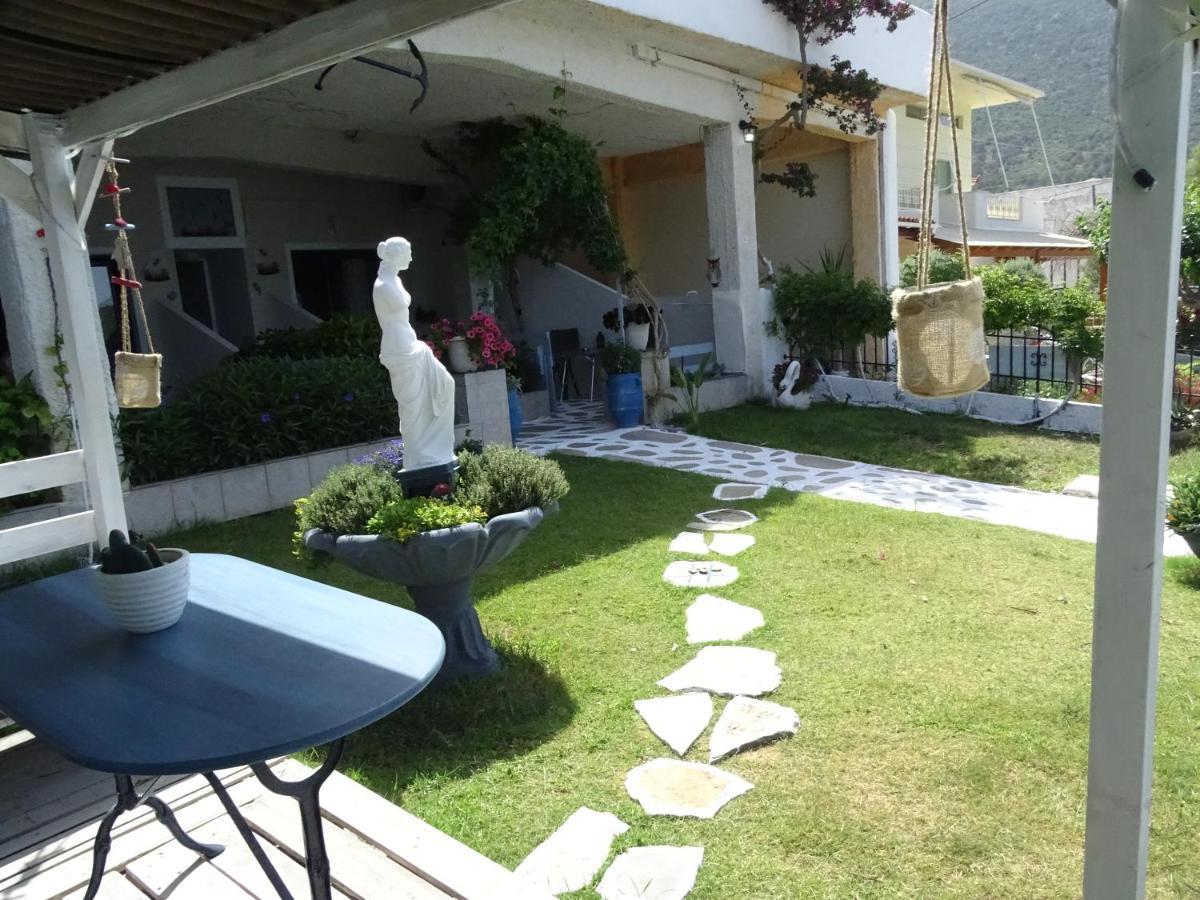 Hostal Blue Dreams Almiropótamos Exterior foto